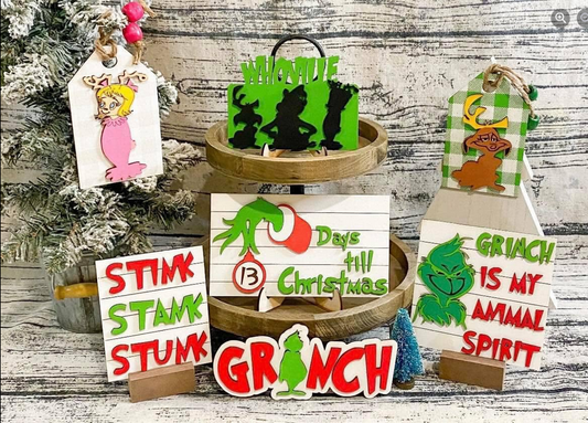 Grinch Tiered Tray set