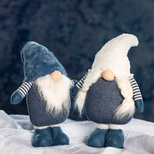 Winter Gnome Couple